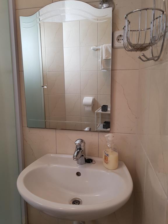 Apartments Andrea Šibenik Екстериор снимка