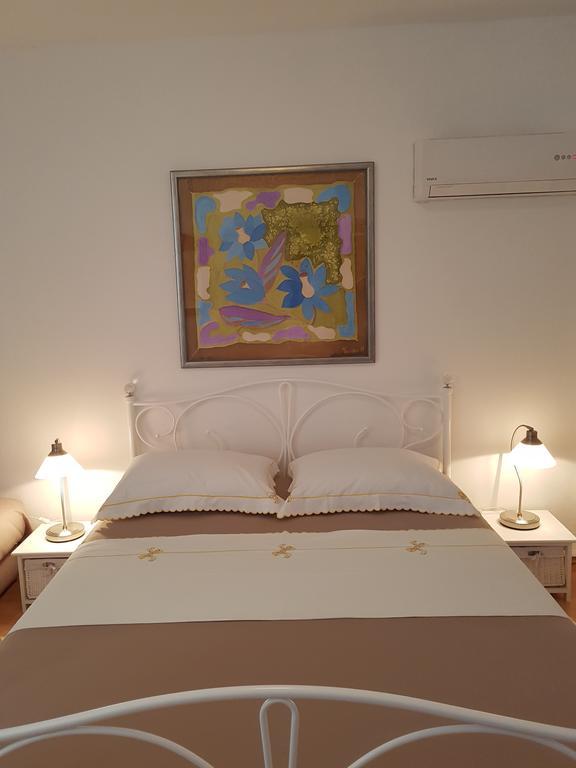 Apartments Andrea Šibenik Екстериор снимка